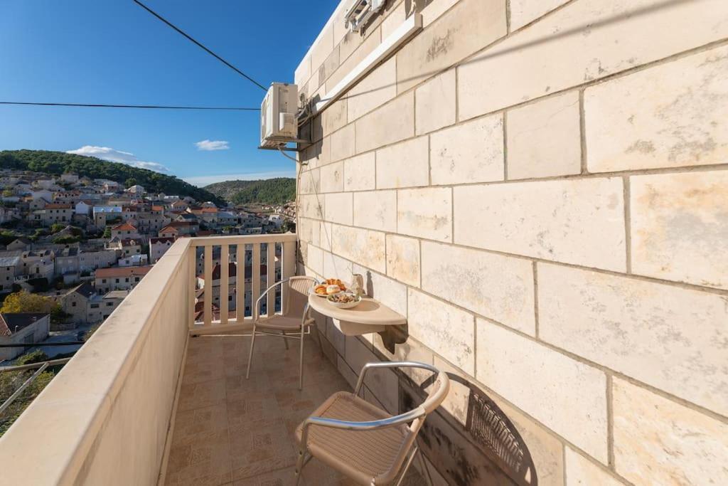 Bento Apartment - Best View On Town And Sea Пучишча Екстериор снимка