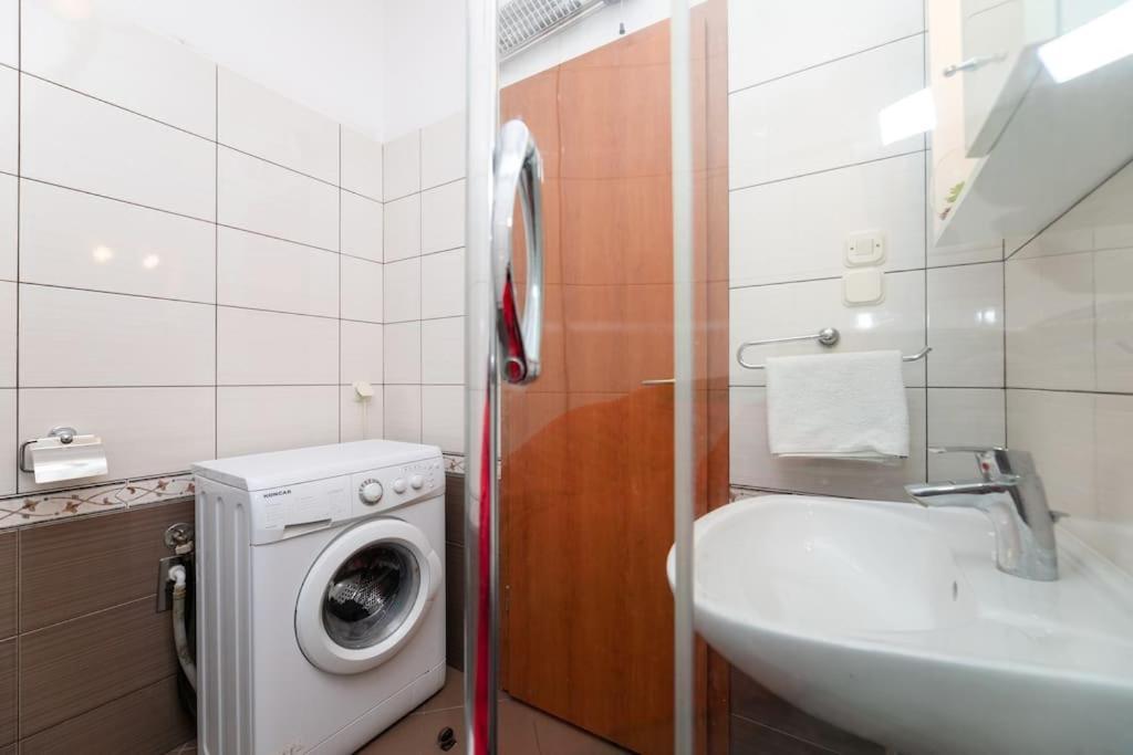 Bento Apartment - Best View On Town And Sea Пучишча Екстериор снимка