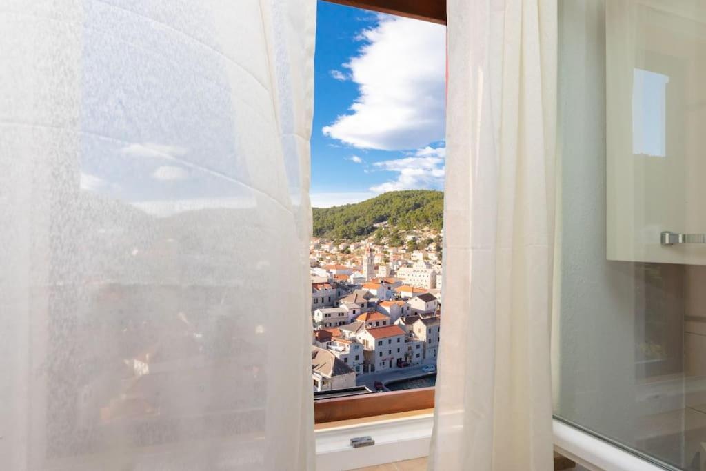 Bento Apartment - Best View On Town And Sea Пучишча Екстериор снимка